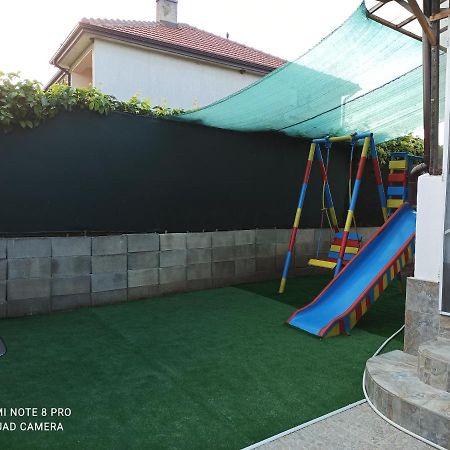 Къща За Гости Феникс Shabla Exterior photo